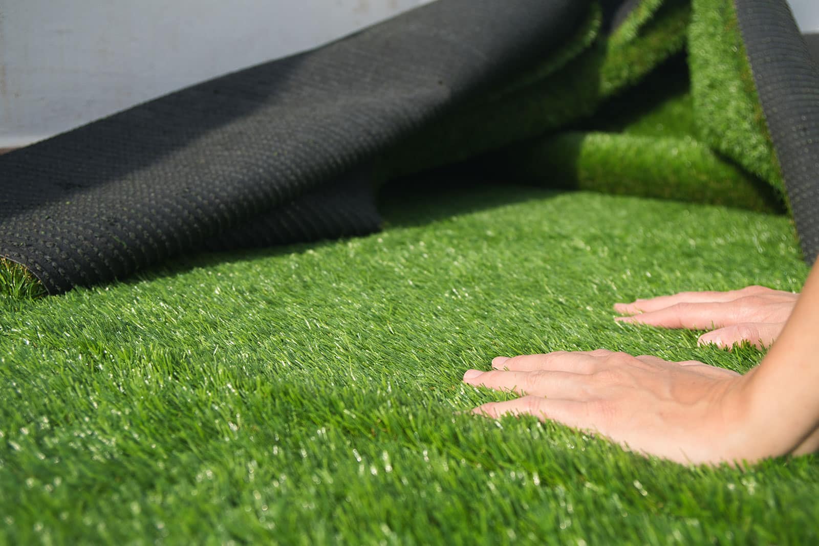 Where To Buy Artificial Grass: A Smart Guide for Your Lawn