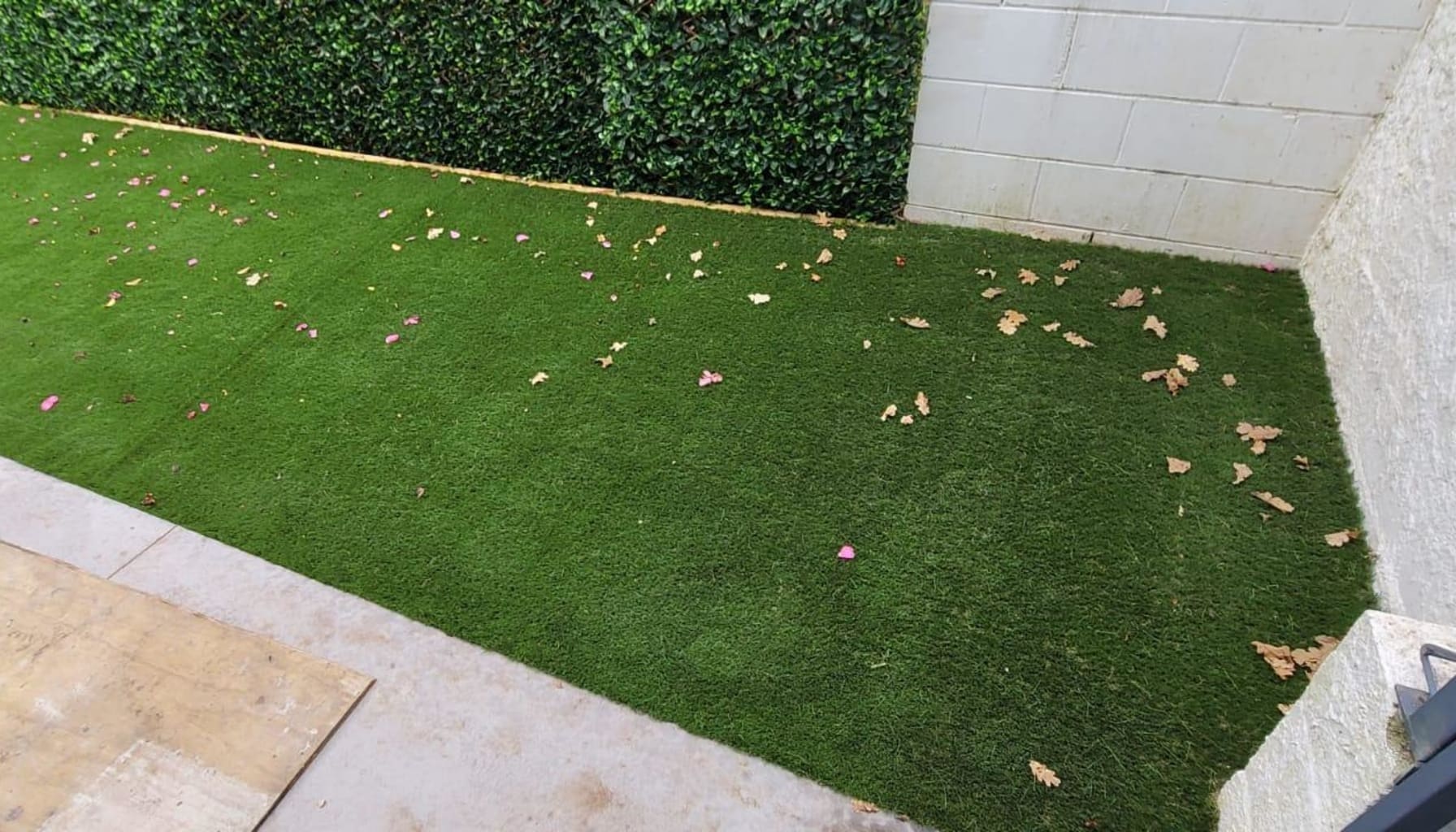 Say Goodbye to Grass Allergies with Artificial Turf