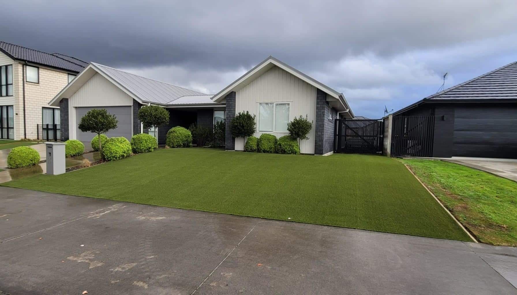 Boosting Business Curb Appeal with Synthetic Lawns