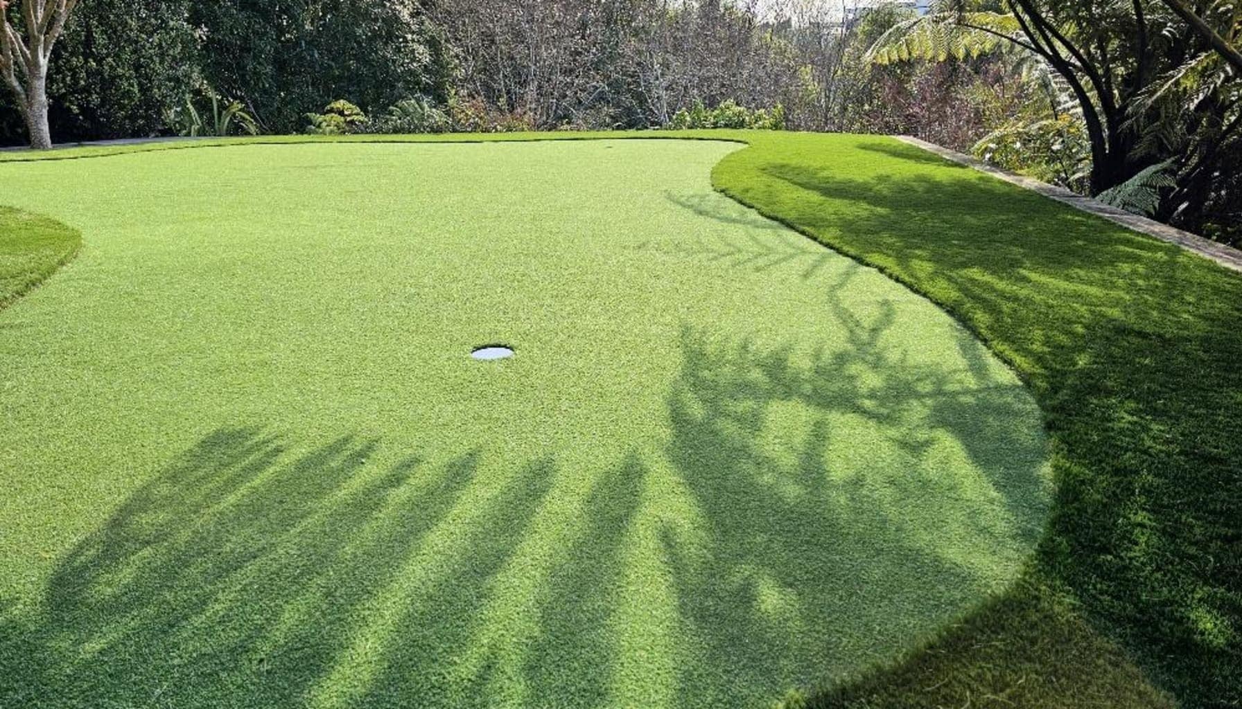 How to Create an Eco-Friendly Lawn with Synthetic Grass