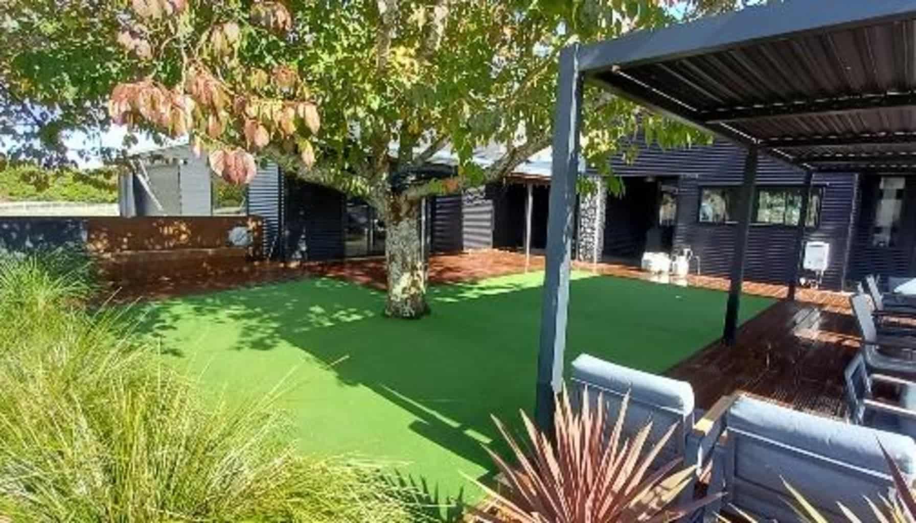Synthetic Putting Greens: Transform Your Backyard